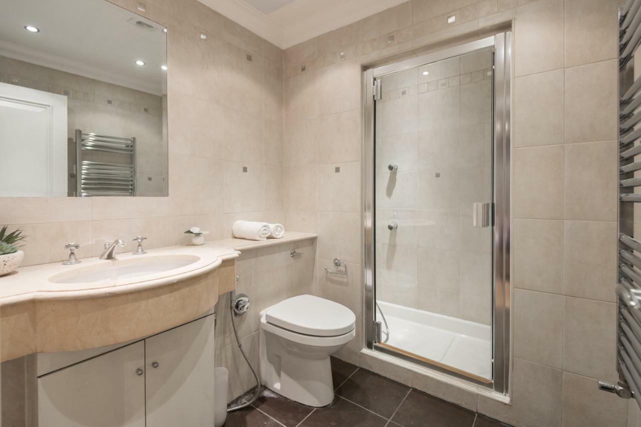 One Bedroom Hyde Park Apartment 伦敦 外观 照片